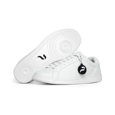 Nova Snow dance sneakers